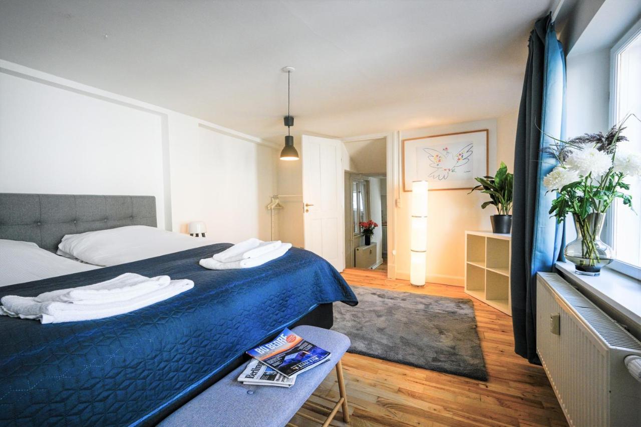 Sanders Central - Dreamy Three-bedroom In The Middle Of It All Apartment *